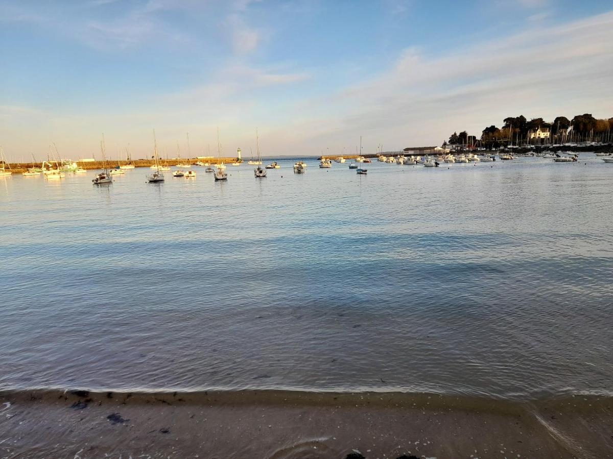 Appartement Ensoleille Et Calme A Saint Quay Portrieux 35 M² Parking エクステリア 写真